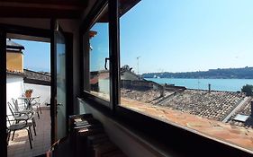 Loft Trabucco - In The Heart Of Salo City Center, Lake View, 4 Rooms