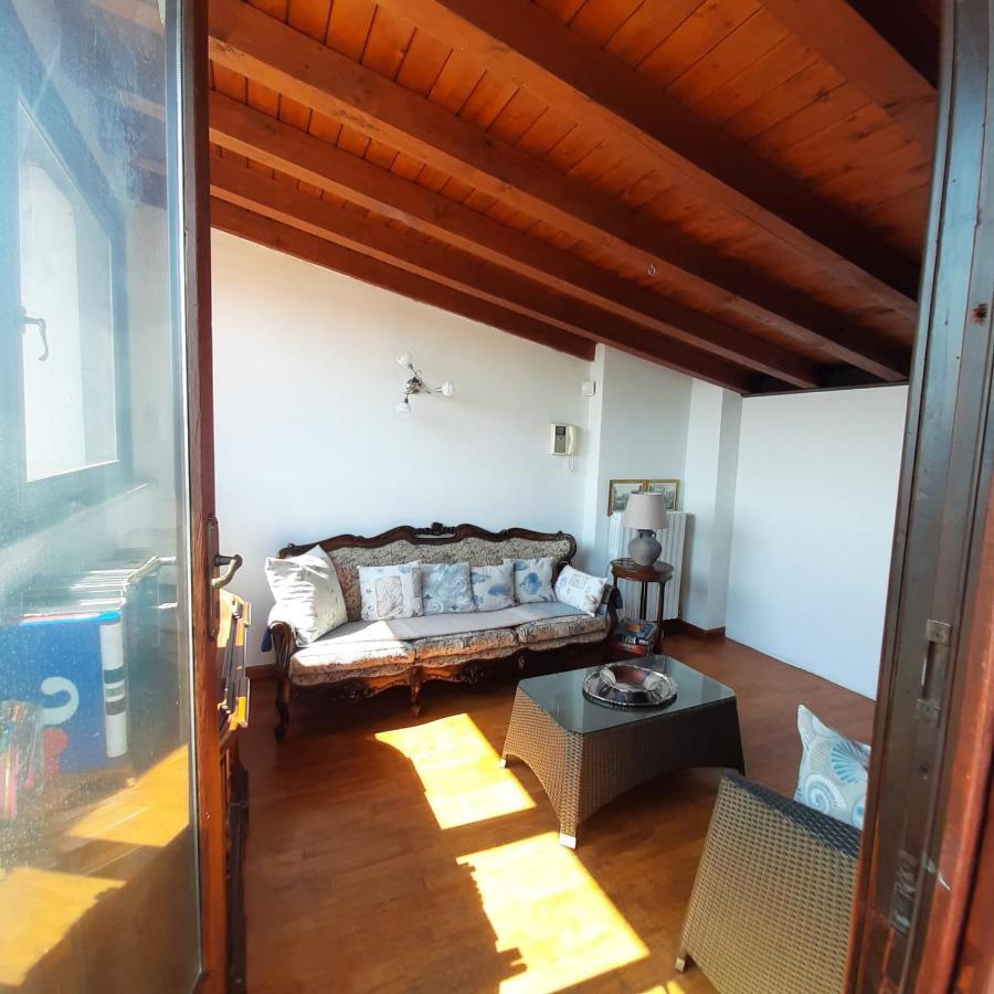 Loft Trabucco - In The Heart Of Salo City Center, Lake View, 4 Rooms Esterno foto